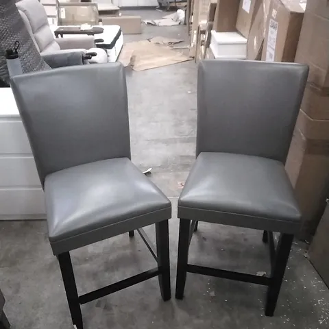 FLACK FAUX LEATHER 65M COUNTER HEIGHT DINING CHAIR WITH DARK WOOD LEGS - GREY 