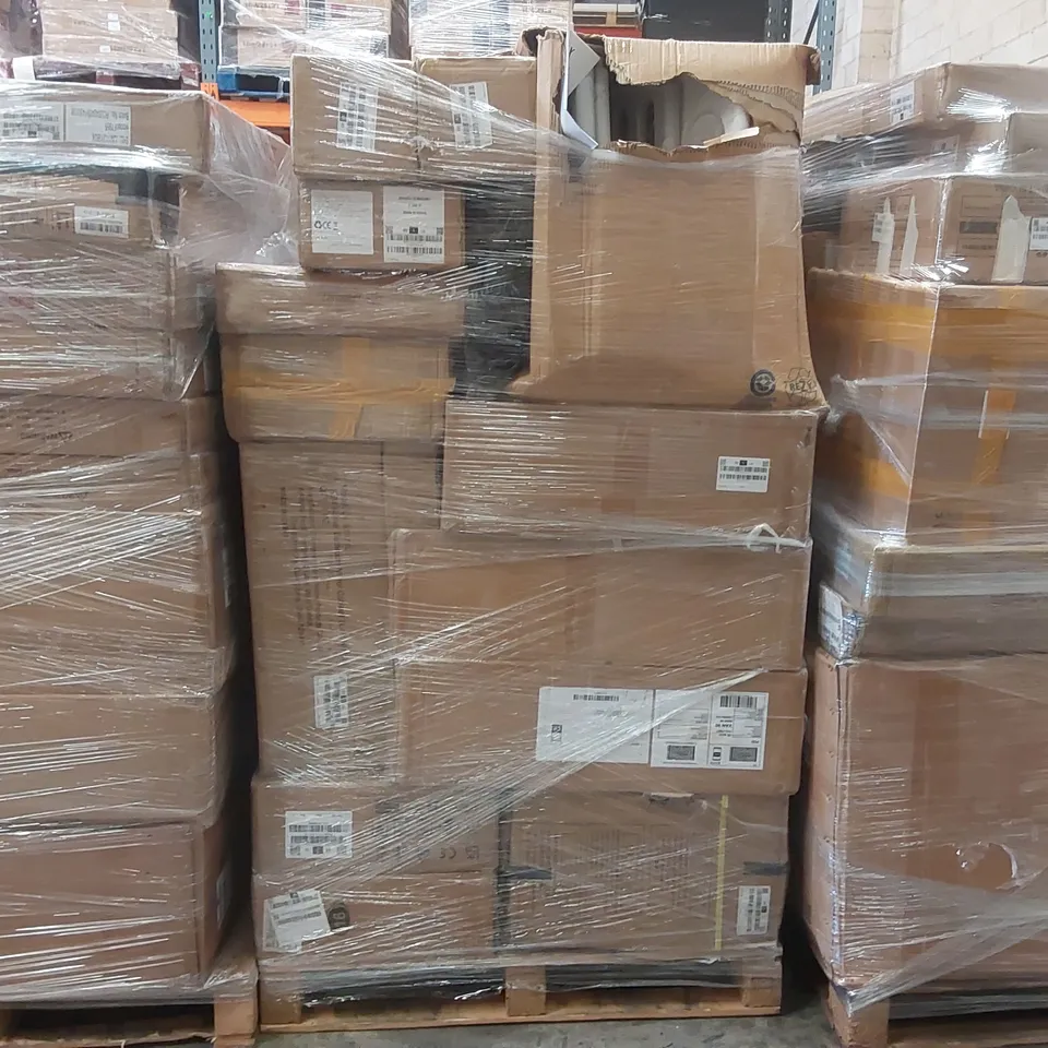 PALLET CONTAINING A LARGE ASSORTMENT OF CONSUMER PRODUCTS INCLUDING: BATHROOM MIRROR CABINET, ARTIFICIAL TREES, CHILDREN'S PLAYPEN ECT