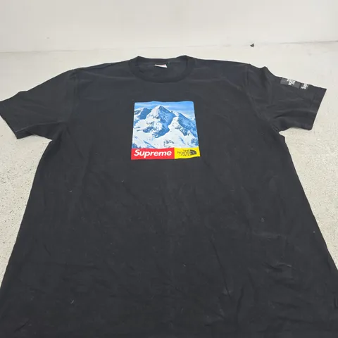 SUPREME X THE NORTH FACE BLACK T-SHIRT – SIZE L