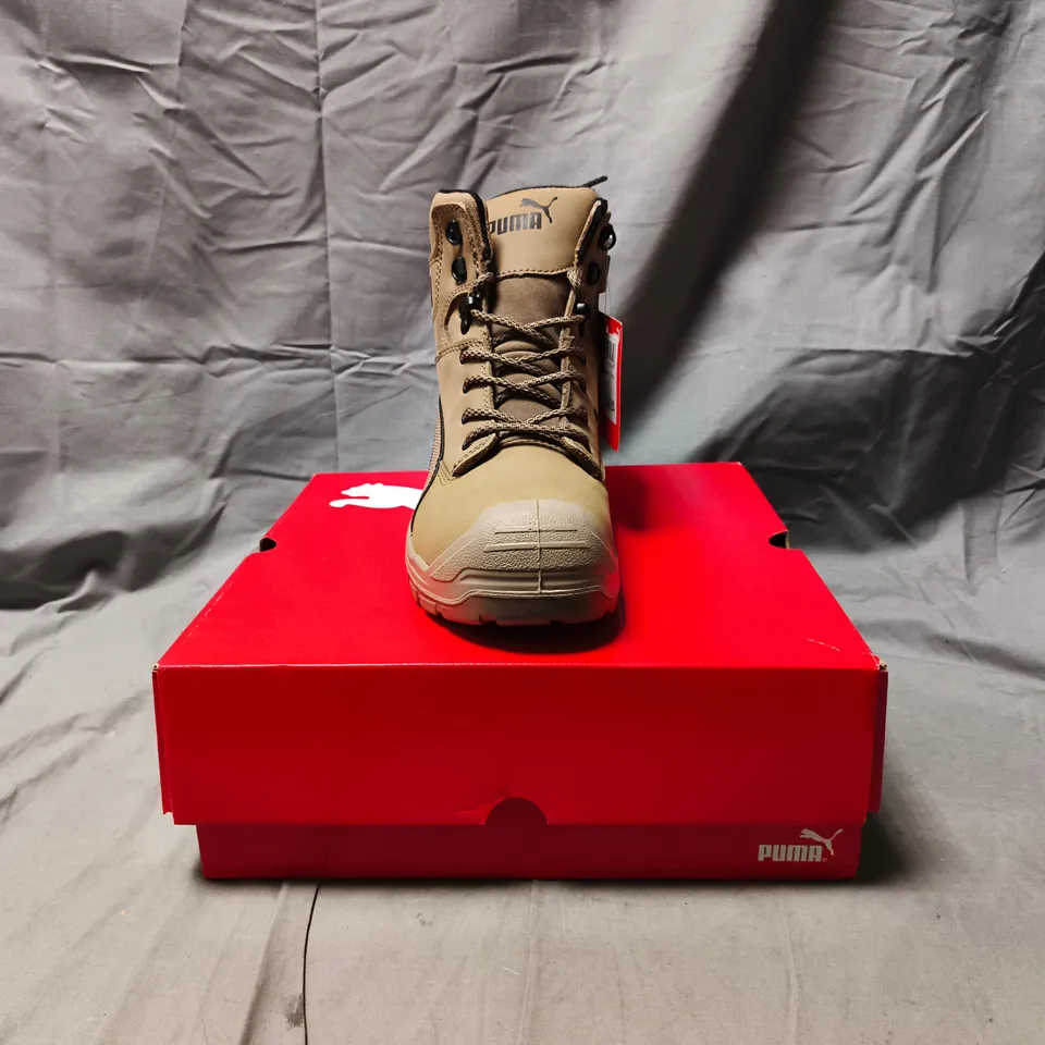 BOXED PAIR OF PUMA CONQUEST STONE HIGH BOOTS IN TAN SIZE UK 7