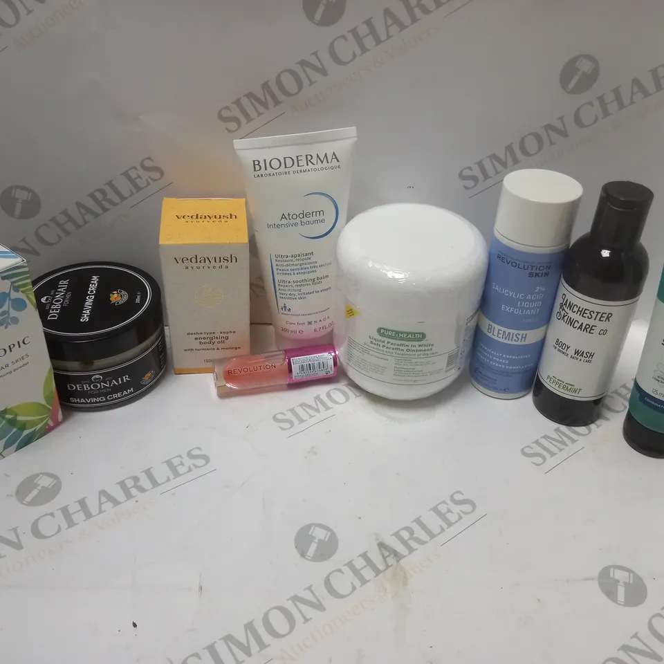 APROXIMATLEY 20 COSMETICS ITEMS TO INCLUDE VEDAYUSH AYURVEDA ENERGISING BODY OIL (100ml), BIODERMA ULTRA SOOTHING BALM (200ml), REVOLUTION SKIN SALICYLIC ACID LIQUID EXFOLIANT (200ml), ETC