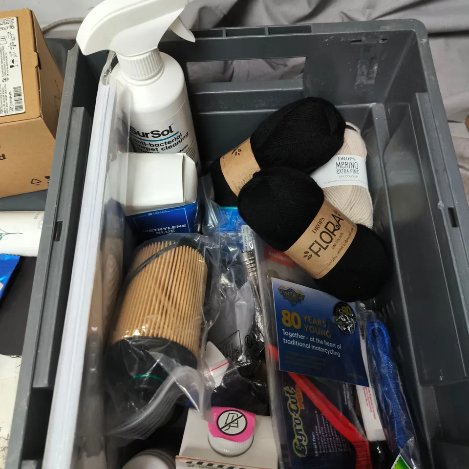 APPROXIMATELY 15 ASSORTED HOUSEHOLD ITEMS TO INCLUDE HIVE RADIATOR VALVE, KNITTING YARN AND ECOVER LAUNDRY DETERGENT