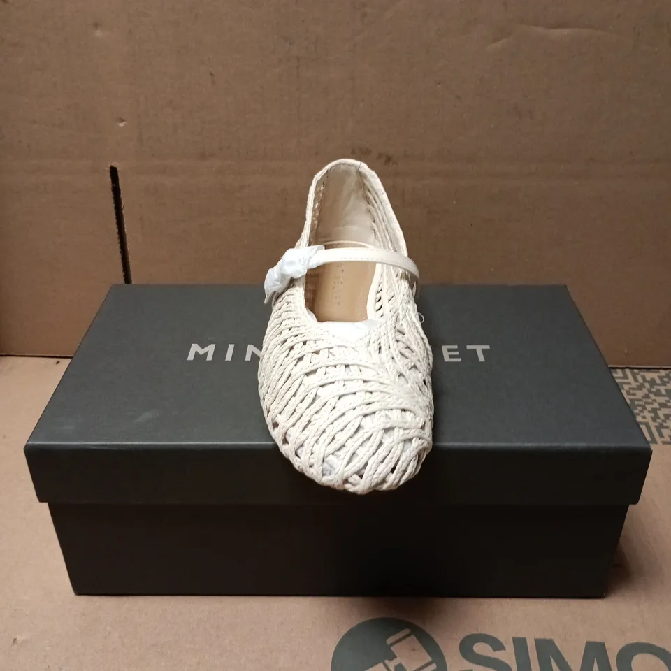 MINT VELVET LILY IVORY WOVEN BALLET PUMP – UK5 (EU38)