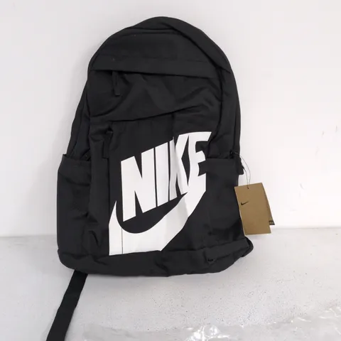 NIKE 21L BLACK BACKPACK