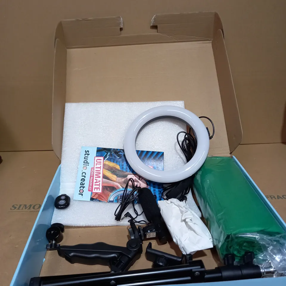 ULTIMATE VIDEO MAKER KIT RRP £59.99