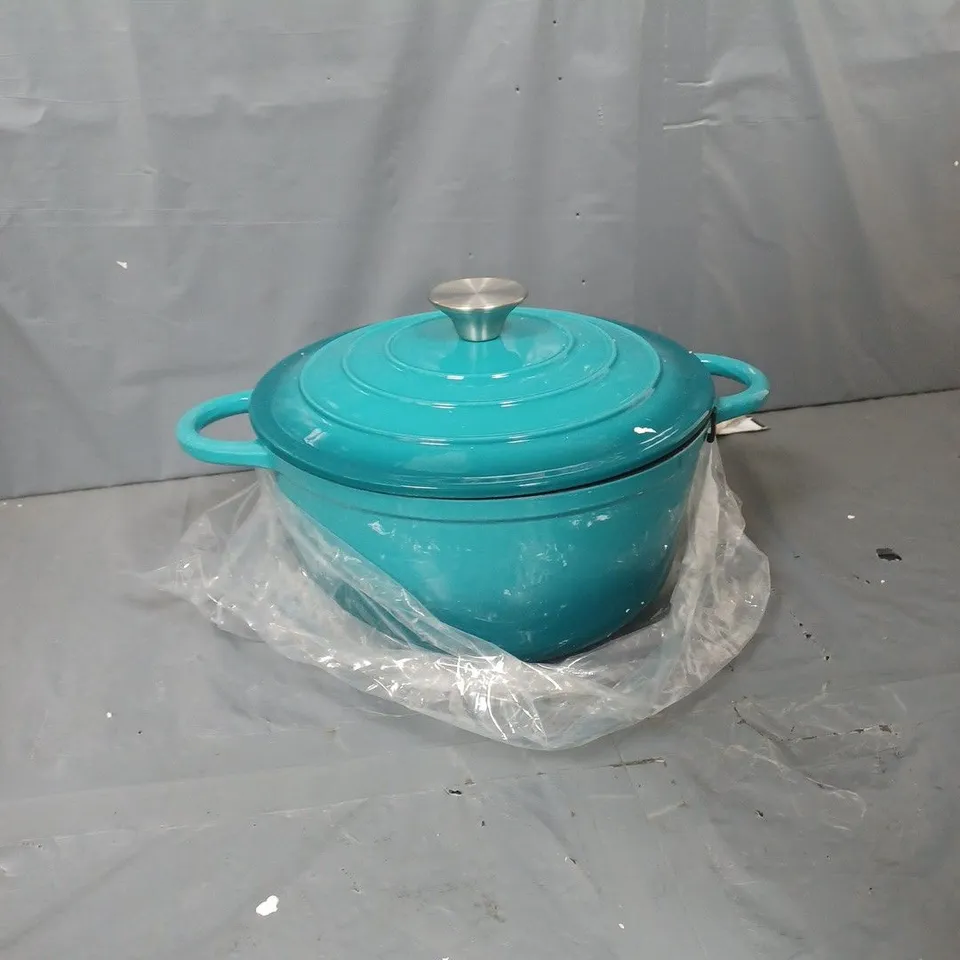 BOXED HOMESMART CAST IRON POT IN GREEN