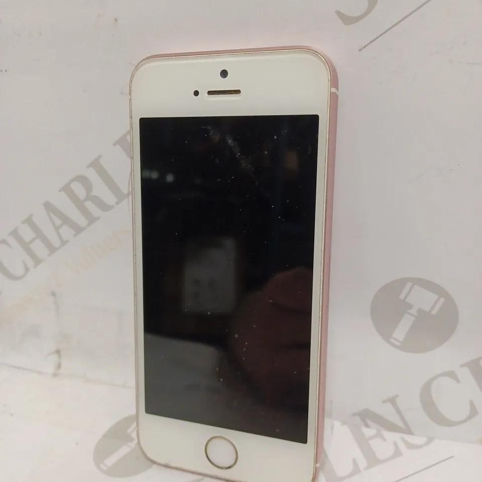 APPLE IPHONE SE SMARTPHONE 