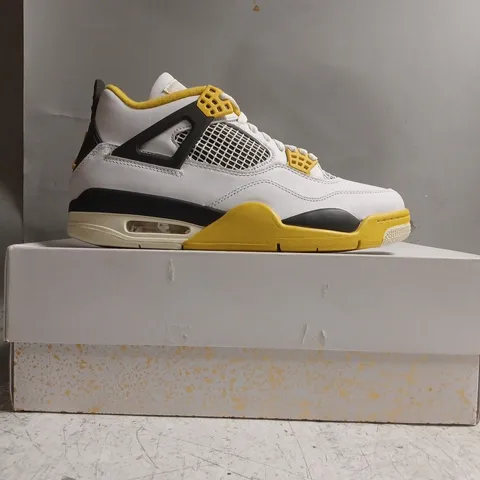 BOXED PAIR OF NIKE WOMEN'S AIR JORDAN 4 RETRO SHOES IN WHITE/YELLOW SIZE UK 9