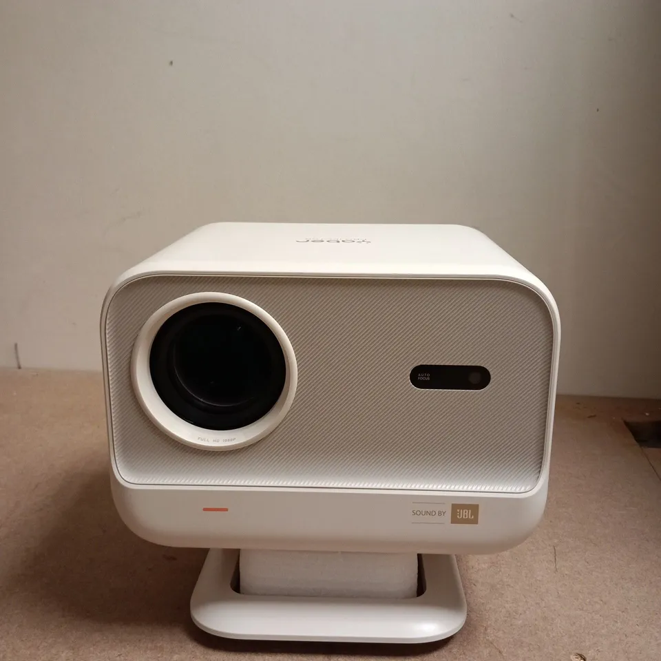 YABER PROJECTOR L2 PLUS – BOXED