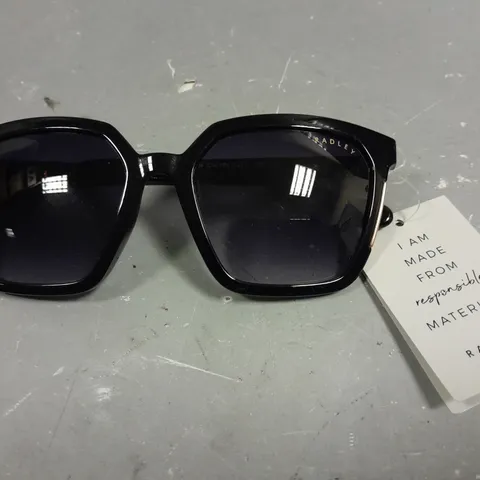 RADLEY LONDON BLACK FRAMED SUNGLASSES