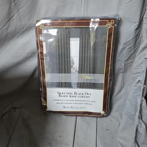 BOX OF APPROXIMATELY 10 SILKY FEEL BLACK OUT READY MADE CURTAIN – PENCIL PLEAT 