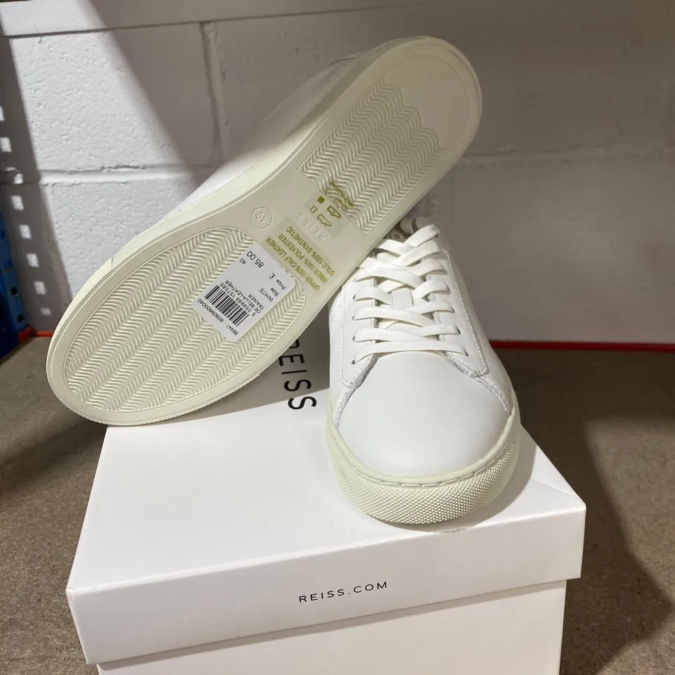 BOXED PAIR OF REISS BELLA WHITE SHOES SIZE 40