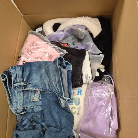 LARGE BOX OF ASSORTED CLOTHING ITEMS IN VARIOUS SIZES, STYLES AND COLOUR - COLLECTION ONLY