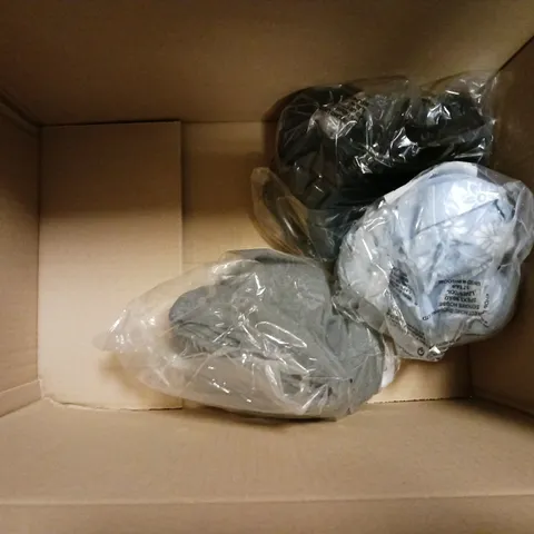 BOX OF APPROXIMATELY 5 ASSORTED ITEMS TO INCLUDE - REVLON HAIRDRYER , WATER ART , PS5 FC24 ETC