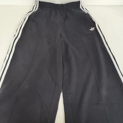 ADIDAS BLACK WIDE SWEATPANTS WITH 3-STRIPES, UK 12-14