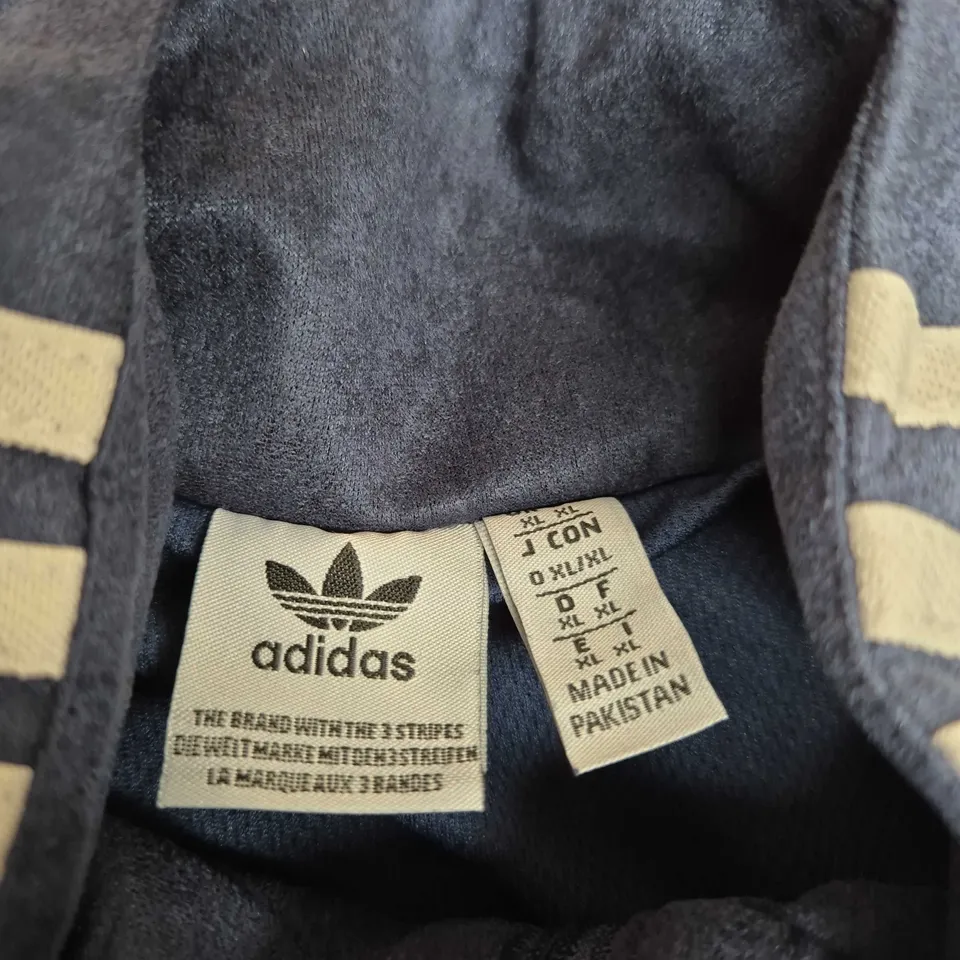 ADIDAS FOOTBALL JUMPERT – BLUE WITH WHITE 3-STRIPE SLEEVES, SIZE XL (ORIGINAL)