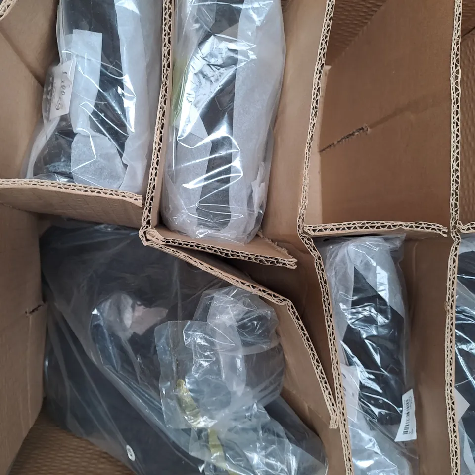 BOX OF APPROXIMATELY 8 ASSORTED PAIRS OF SHOES IN VARIOUS COLOURS, STYLES, AND SIZES