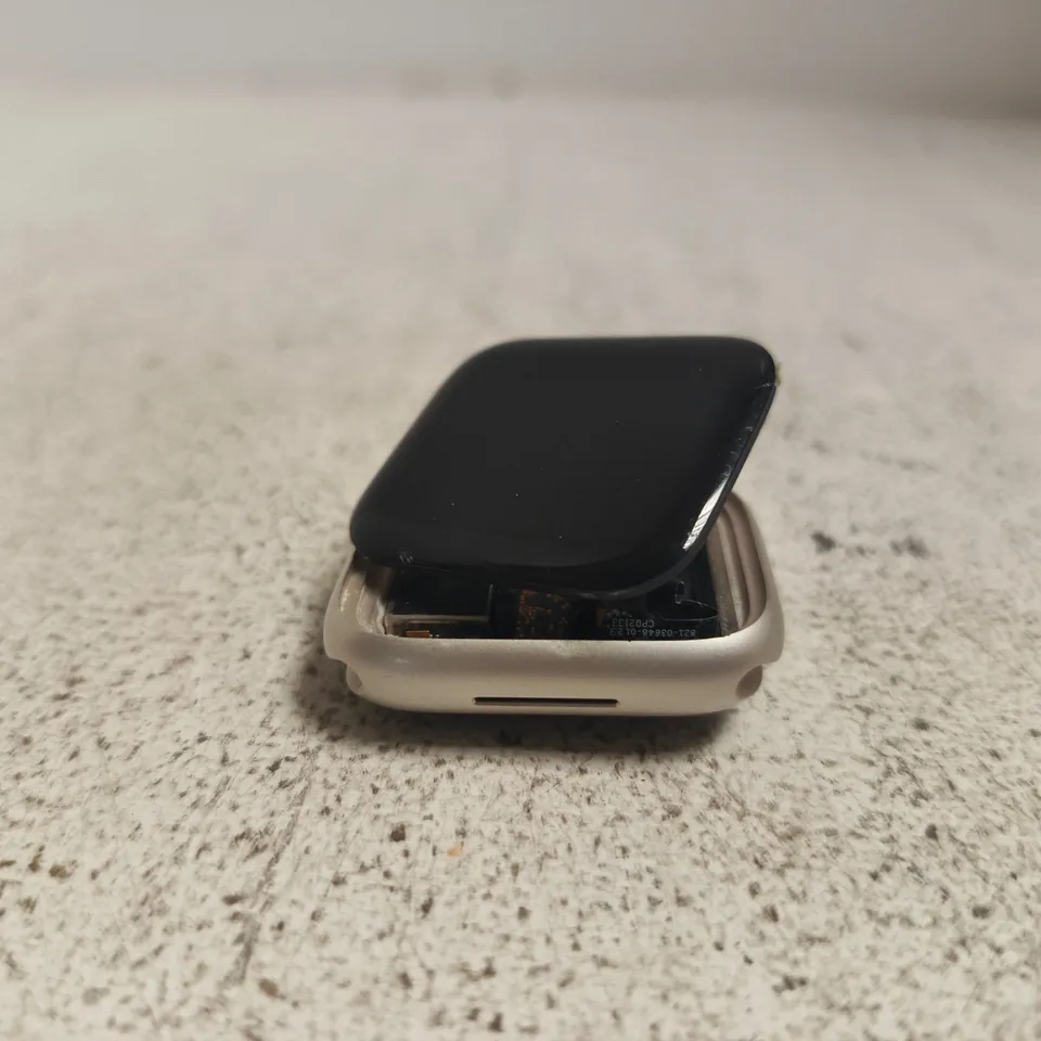 APPLE WATCH SERIES 7 - A2476