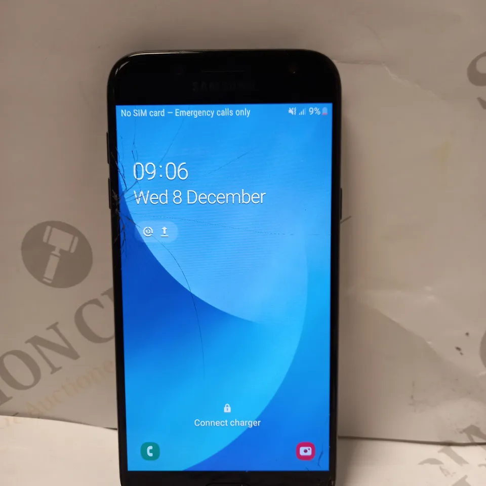 SAMSUNG GALAXY J5 MOBILE PHONE IN BLACK