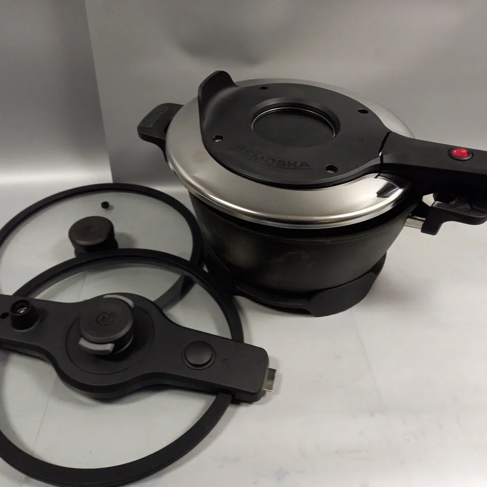 BOXED REMOSKA TRIA BLACK MULTICOOKER 