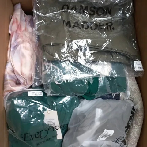LARGE BOX OF APPROXIMATELY 25 ASSORTED CLOTHING ITEMS IN VARIOUS COLOURS, STYLES AND SIZES - COLLECTION ONLY