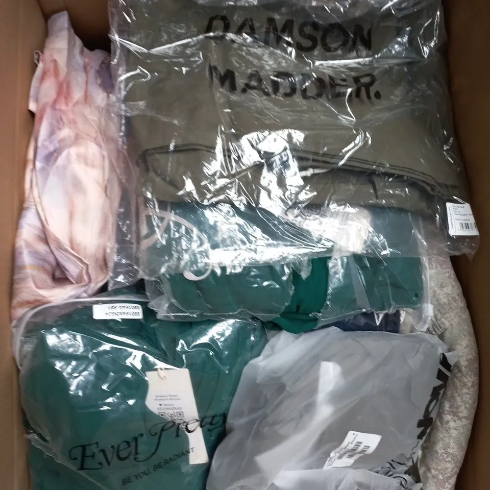 LARGE BOX OF APPROXIMATELY 25 ASSORTED CLOTHING ITEMS IN VARIOUS COLOURS, STYLES AND SIZES - COLLECTION ONLY