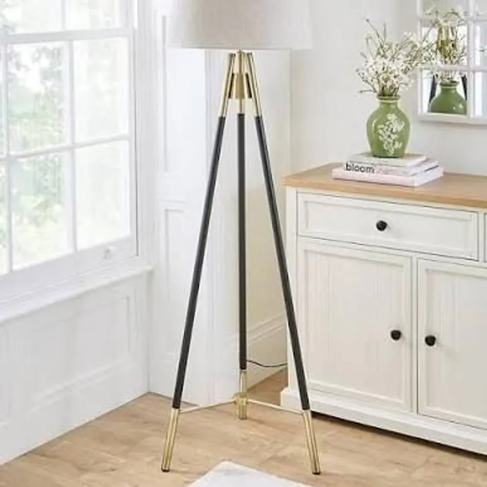 BOXED TWO TONE TRIPOD FLOOR LAMP