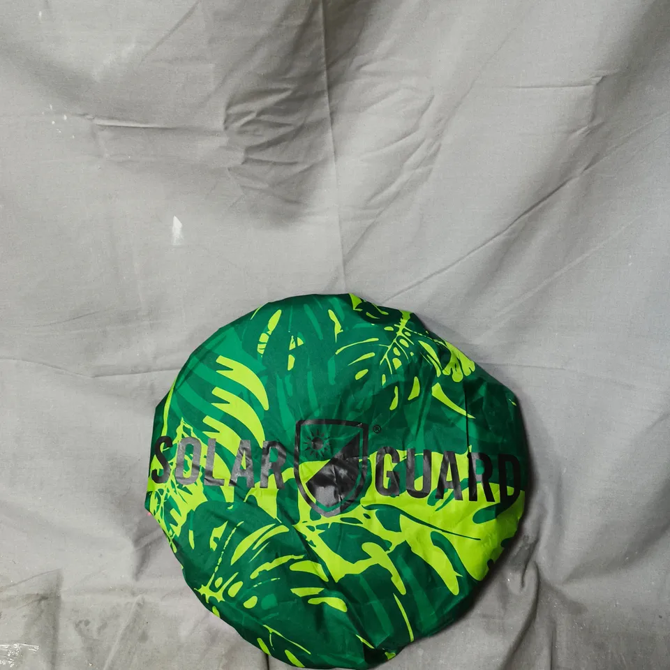 BOX OF APPROXIMATELY 5 SOLAR GUARDS (GREEN)