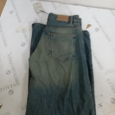 MOTEL WASHED DENIM JEANS SIZE W26 L32