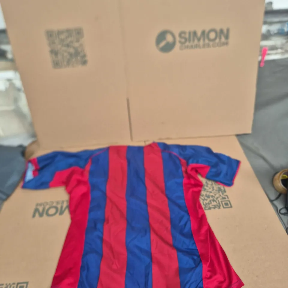 FC BARCELONA NIKE FOOTBALL SHIRT – SIZE XL, RED & BLUE STRIPE (PORTUGAL-MADE)