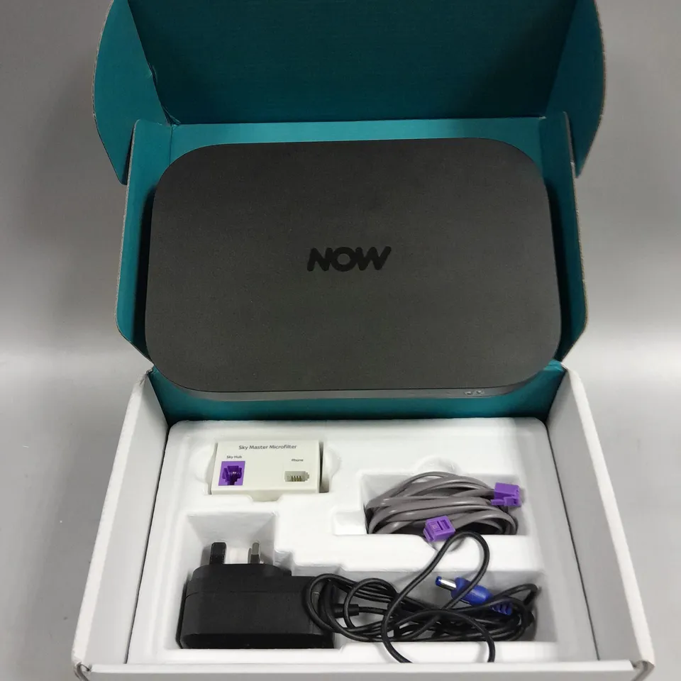 BOXED NOW HUB 2 