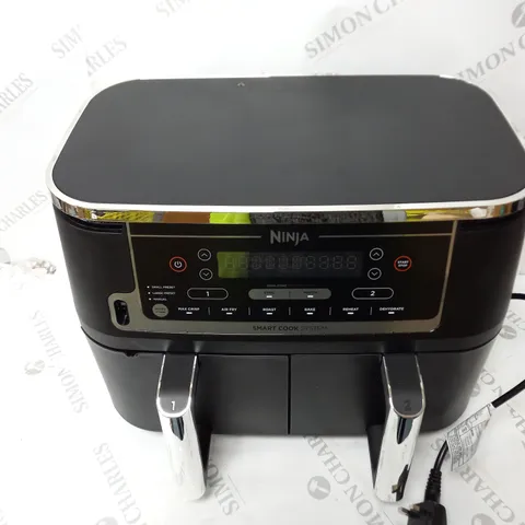 BOXED NINJA FOODI MAX DUAL ZONE 9.5L AIR FRYER AF451UK