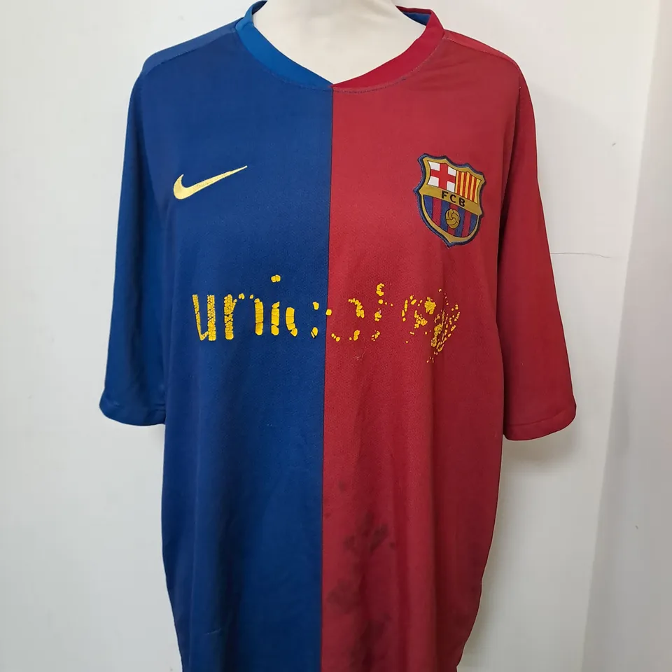 NIKE BARCALONA FOOTBALL CLUB 2008-2009 SHIRT - MESSI 10 - LARGE
