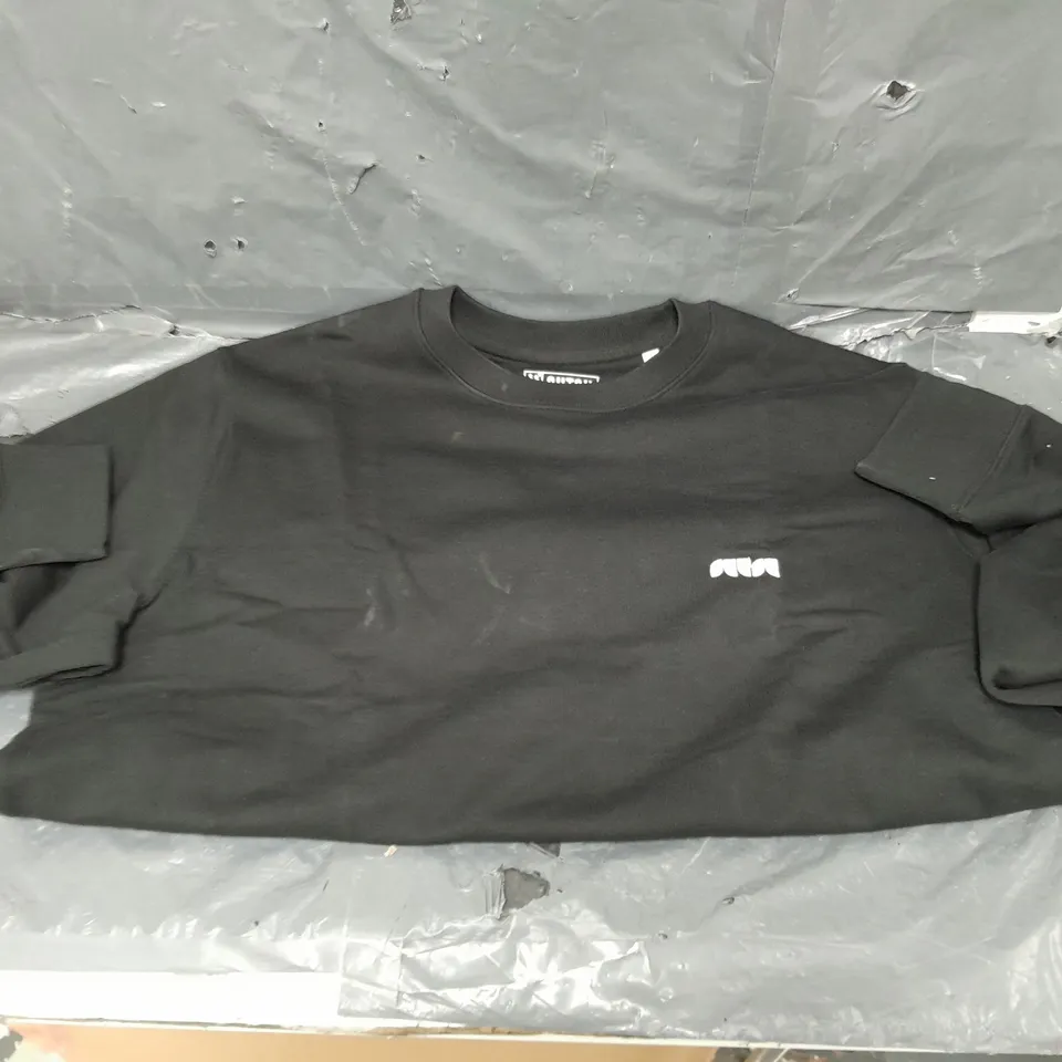 SUTSU XXL BLACK LOGO SWEATER X2 