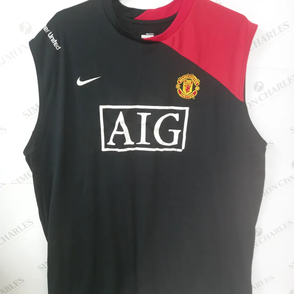 NIKE MANCHESTER UNITED FIT DRY SPORTS VEST - XXL