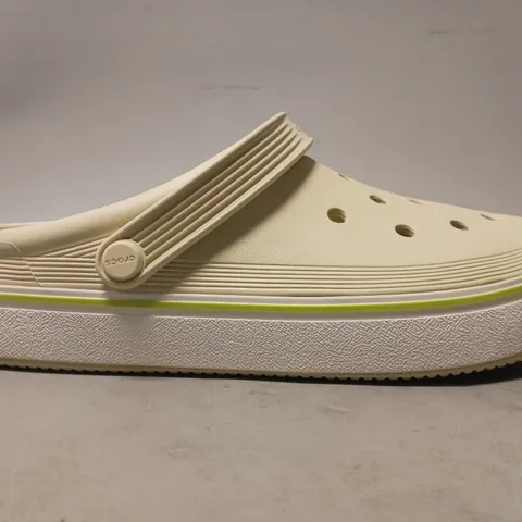 PAIR OF CROCS OFF COURT CLOGS IN BONE UK SIZE M9/W10
