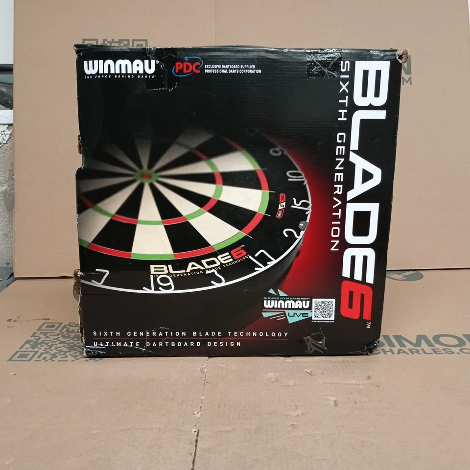 WINMAU PDC BLADE 6 DARTBOARD BOXED