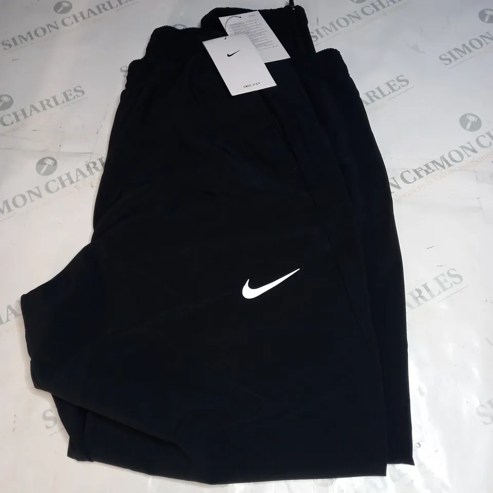 NIKE DRI-FIT TRACKSUIT BOTTOMS SIZE XL