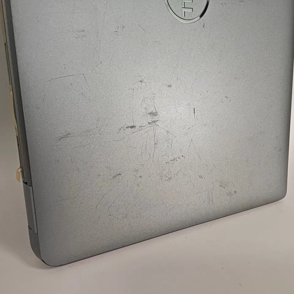UNBOXED DELL LATITUDE 5450 LAPTOP IN SILVER - P165G