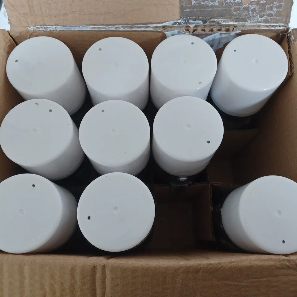 BOX OF APPROX 11 151 SPRAY PAINT WHITE GLOSS -100G