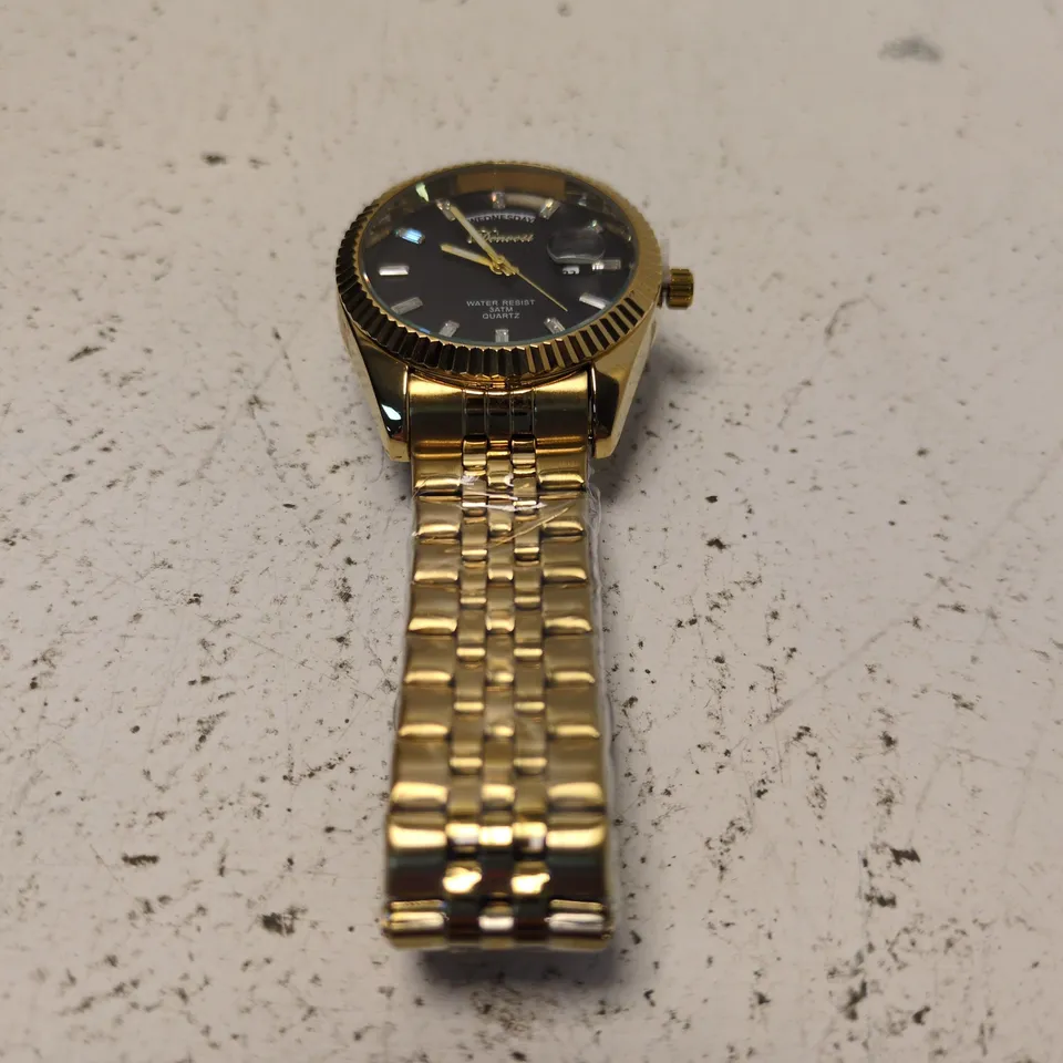 DENVOSI GOLD-TONE WRISTWATCH WITH DAY/DATE DISPLAY – QUARTZ MOVEMENT