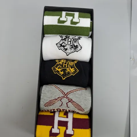 BOX OF HARRY POTTER SOCKS