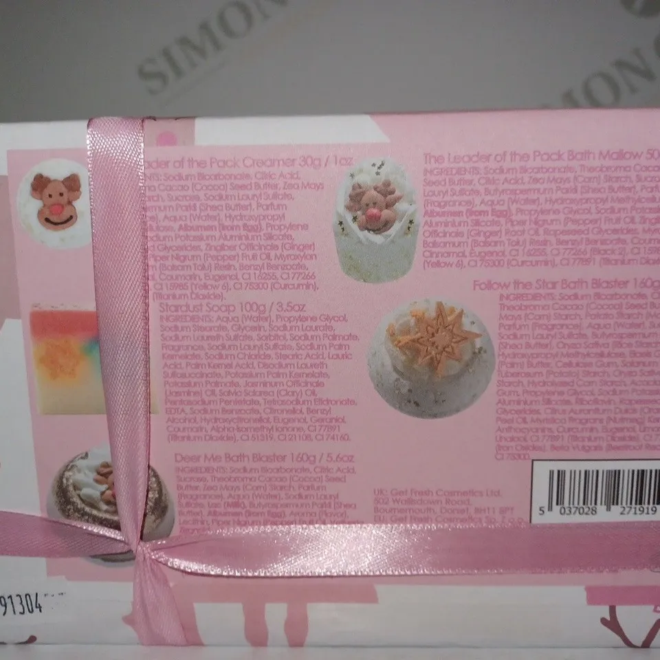 LOT OF 4 BOMB COSMETICS RUDOLPH NOSE BATH BOMBS & SOAP CHRISTMAS GIFT SETS