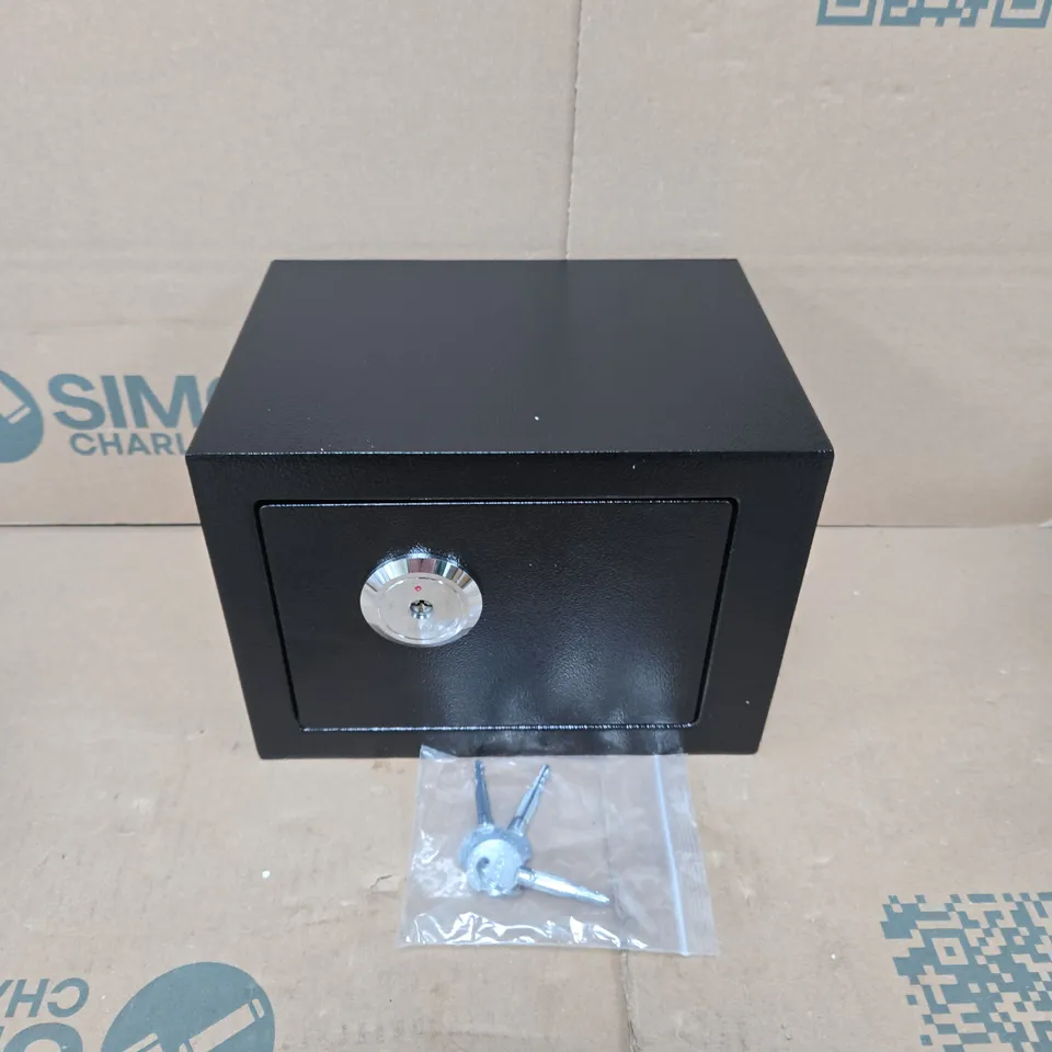 SMALL BLACK SAFE WITH KEY LOCK