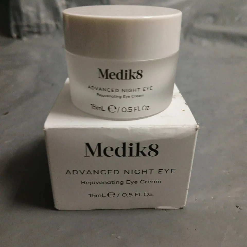 MEDIK8 ADVANCED REJUVENATING NIGHT EYE CREAM - 15ML