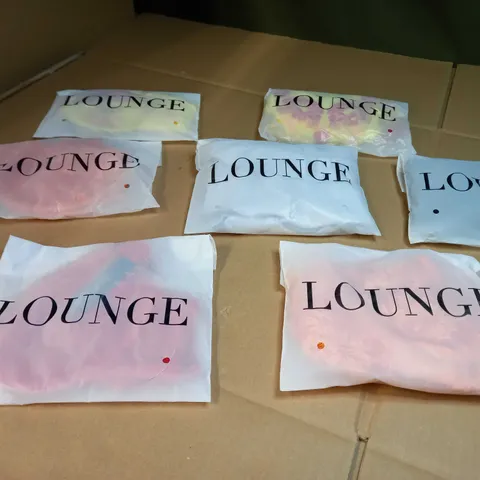 LOT OF APPROX 7 PACKAGED/SEALED LOUNGE ASSORTED UNDERWEAR VARING IN SIZES/STYLE/COLOUR
