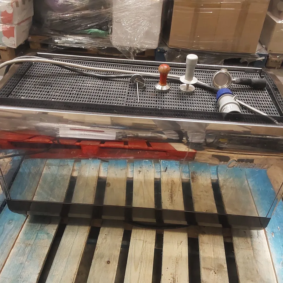 LA CIMBALI M34 COMMERCIAL 3 GROUP COFFEE MACHINE WITH ACCESSORIES