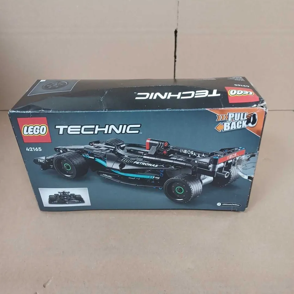 LEGO TECHNIC MERCEDES AMG F1 W14  RRP £44.99