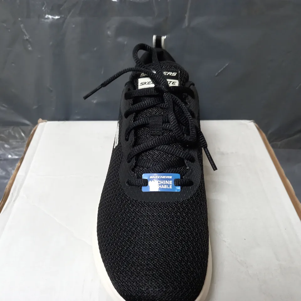 SKECHERS LITE PRO LACE TRAINERS IN BLACK - SIZE 6