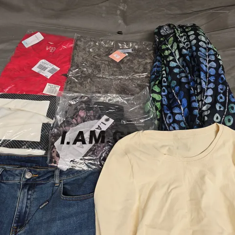LARGE QUANTITY OF ASSORTED CLOTHING ITEMS TO INCLUDE WHITE ICE, ROMAN AND NOBODYS CHILD